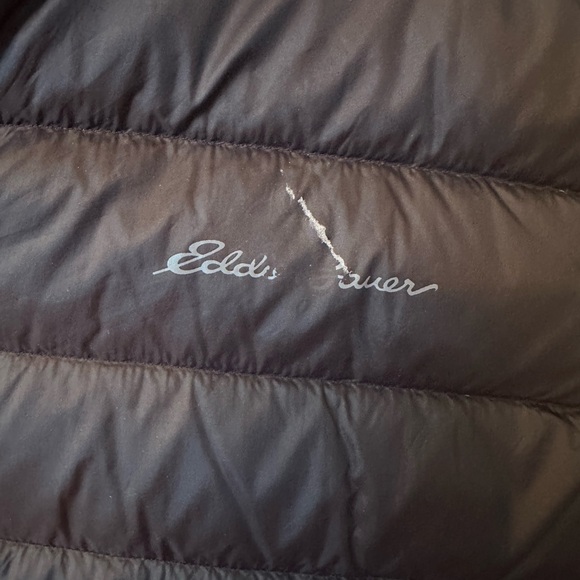 Eddie Bauer 💙 Men's CirrusLite Down Vest, XL, Black, EOC (see pictures) - Picture 2 of 7